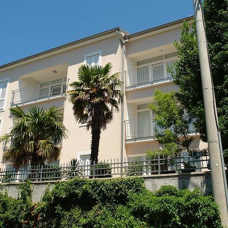 Apartment Villa Sara Dramalj Bagian luar foto