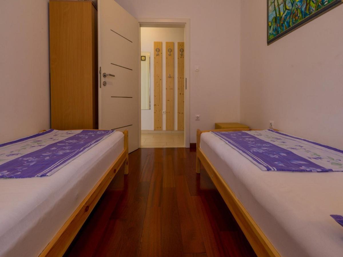 Apartment Villa Sara Dramalj Bagian luar foto